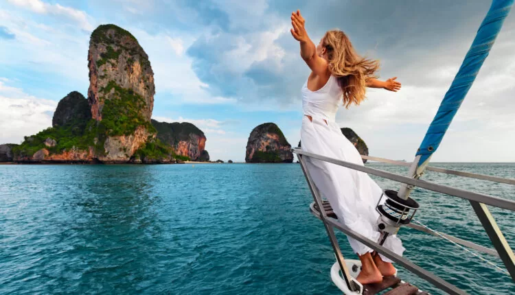 Discover the World with Grand Tour: Yachting Adventures and World Landmarks
